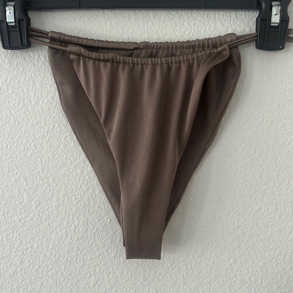 SKATIE BOBBI BOTTOMS
